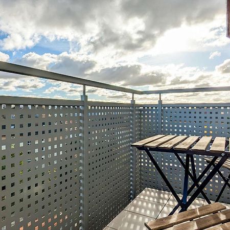 Stylowy Apartament Z Parkingiem Gdansk By Noclegi Renters Exterior photo